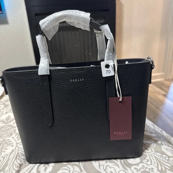RADLEY LONDON Handbags - RADLEY LONDON Black Leather Satchel